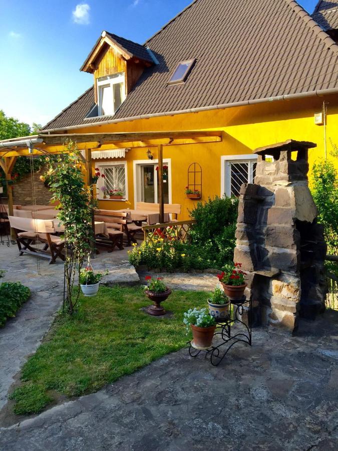 Appartementhaus 5. Jahreszeit Hévíz Exterior foto