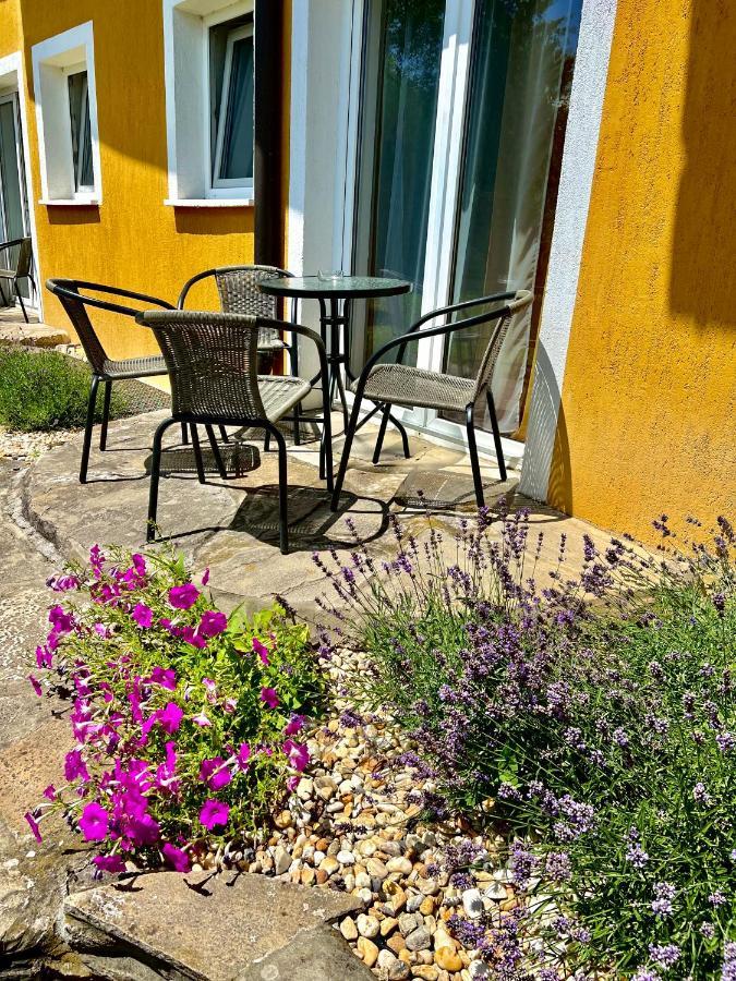Appartementhaus 5. Jahreszeit Hévíz Exterior foto